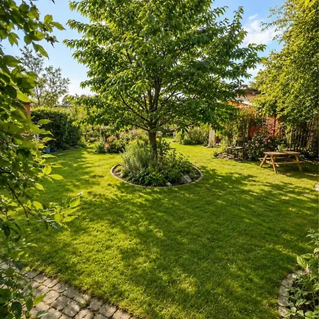 Bienenzimmer Im Familienhaus Ahlerstedt